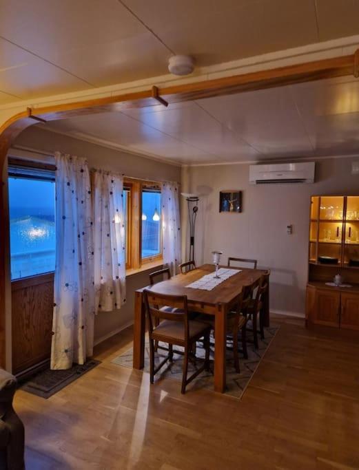 Grotfjord Villa Tromsø Kültér fotó